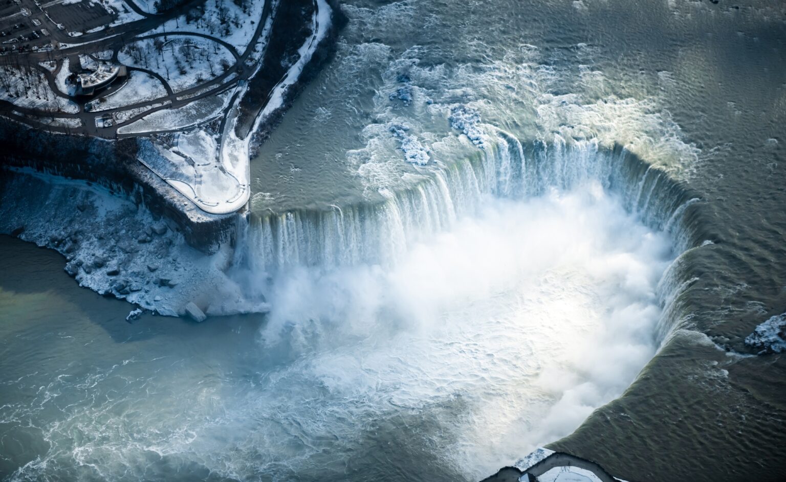 Cascades mythiques : top 6 des chutes d'eau à couper le souffle
